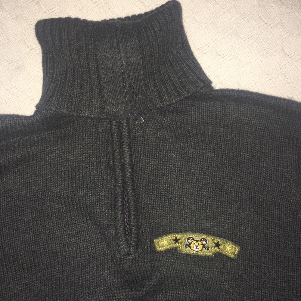 ☀️4/$20 EUC Boy Sweater Gray Size XS Machine Wash